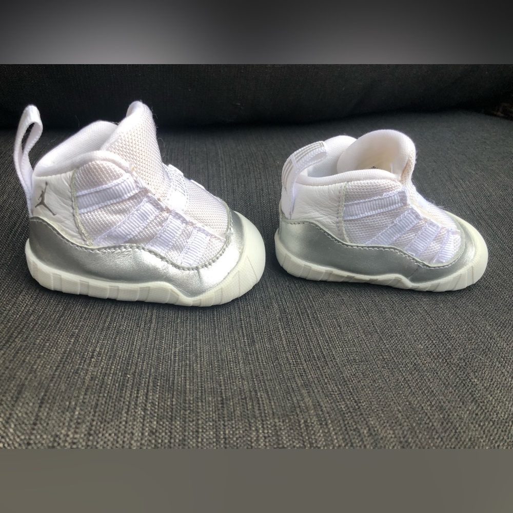 Jordan 11s